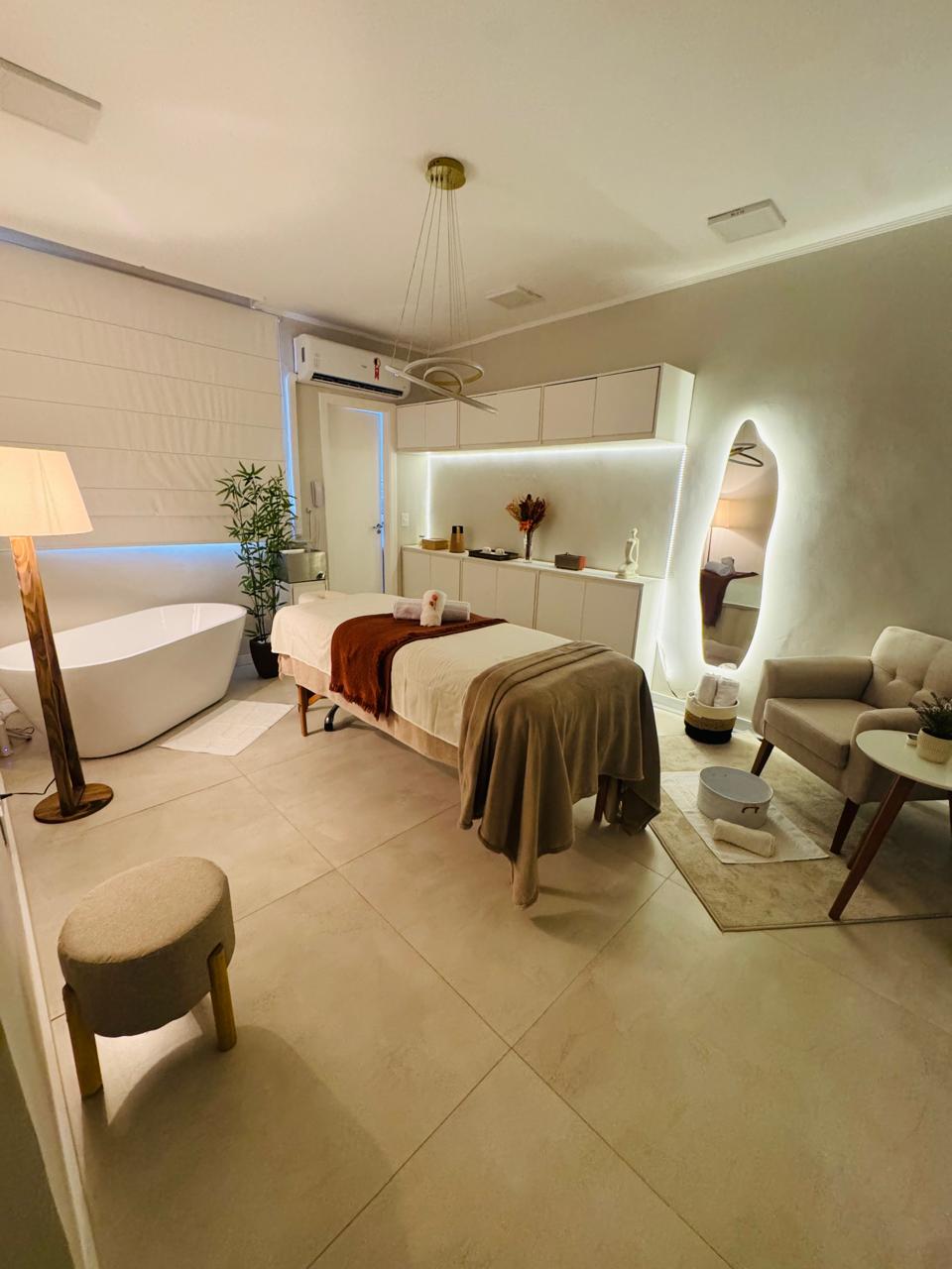 Vista principal do espaço JOHARI Wellness Spa Boutique